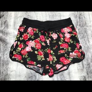 !!SOLD!! Shinestar Floral Shorts.